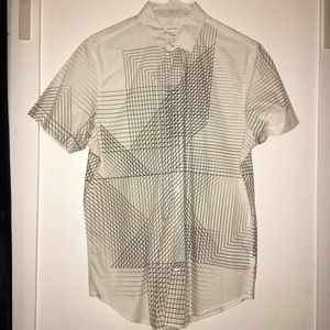 Mens short sleeve button down.